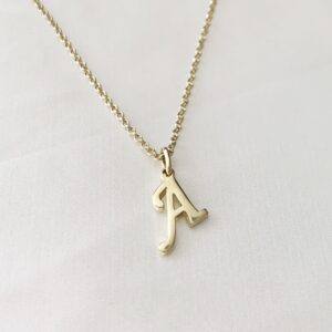 Dije inicial Oro 18k