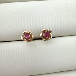 Arete bebé rosa rojo oro 18k
