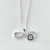 Collar infinito con ojo turco